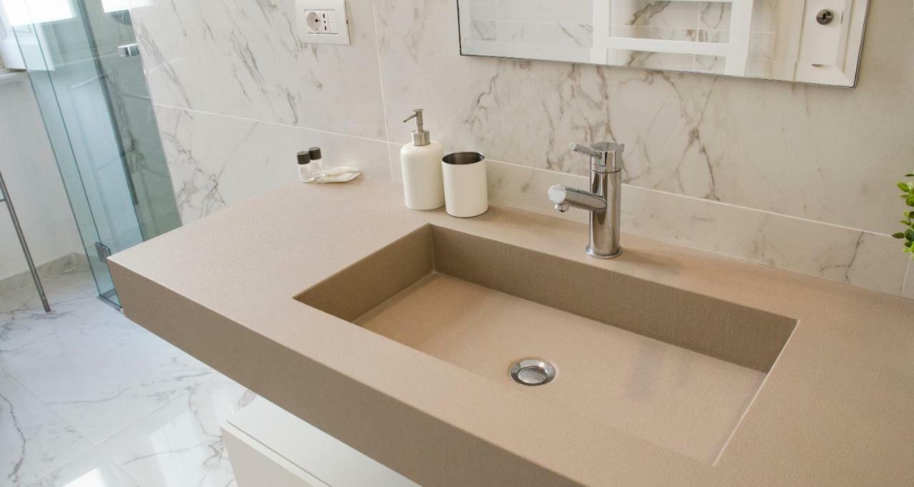 Joivy Splendid 3Br Apt With Parking And Terrace In Como Lake Como Экстерьер фото